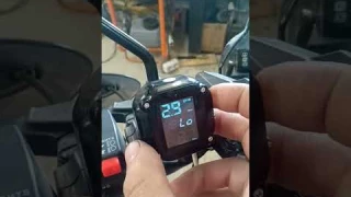 Система контроля давления в шинах мотоцикла TPMS