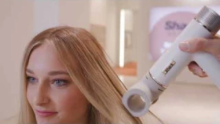 Go from wet to dry ultra-fast with Shark SpeedStyle RapidGloss Finisher & High-Velocity Dryer