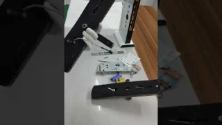 How to install the intelligent lock