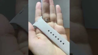 Как почистить силиконовый ремешок смарт часов? #applewatch #грязныйремешок #чисткаремешка