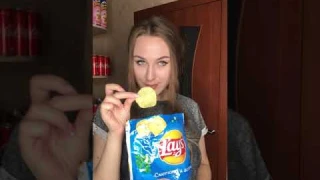 Мама и чипсы 😂 #shorts
