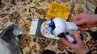 Танцующий робот с Aliexpress