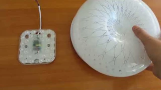 LED лампа на магните со свето-акустическим датчиком