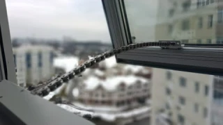 Установка цепного электро привода для открывания окна. Ucs