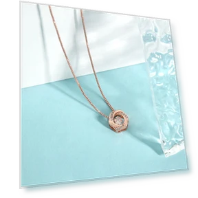 Ожерелье с подвеской «Танцующие лепестки» — Умные украшения, Wipon