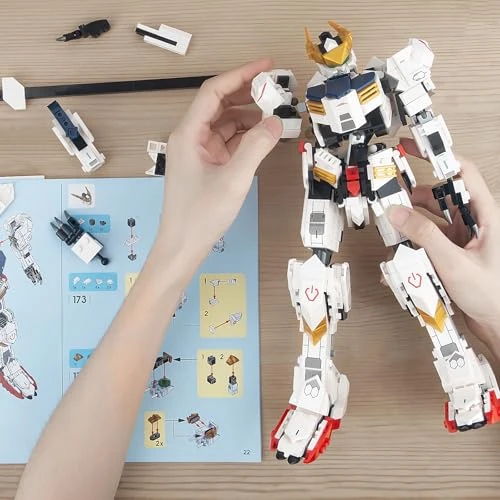 Transforming Robot Building Set