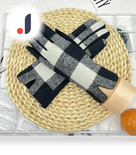 Touchscreen Wool Gloves — Gloves, Female s
