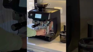 Morning Coffee in the Making! Breville Australia🖤The Oracle Touch Espresso Machine in Black Truffle.