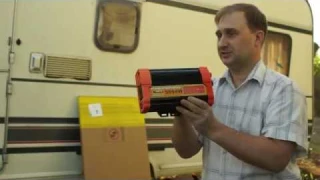 Распаковка и обзор солнечных панелей, контроллера и инвертора в караван.