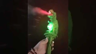 Игрушка Динозавр огнедышащий