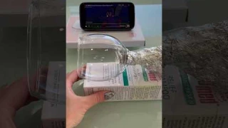 Перенос изображения на стену с телефона #своимируками #проектор #лайфхакдлядома #лайфхаки #projector