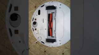 Робот-пылесос Mi Robot Vacuum-Mop. боковая щетка без болтового крепления, без болта.