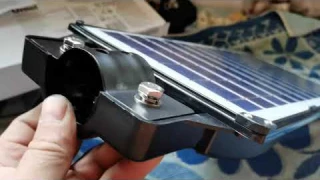 Уличный диодный фанарь на солнечных панелех.