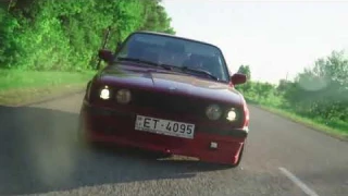 E30 Touring review Summer edition