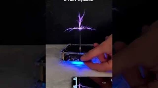 Музыкальная катушка Тесла c Bluetooth
