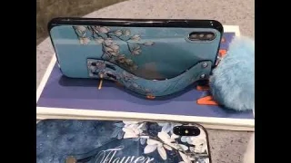 Чехлы силиконовые с ремешком на руку