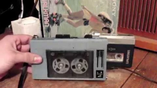 Walkman TESLA KM340 vs SONY TPS-L2