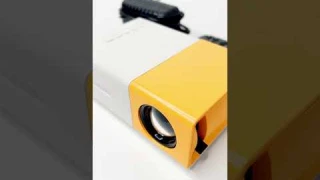 Портативный LED проектор YG300