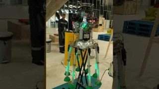 Робот-осьминог на Skolkovo Robotics 2017