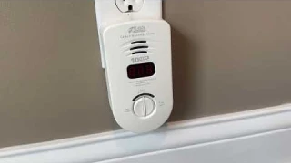 Kidde Carbon Monoxide Detector, Plug In Wall with 10 Year Battery Backup Review