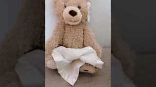 Медведь играет в прятки пикабу