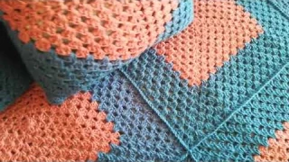 ВЯЖЕМ ПЛЕД ИЗ МОТИВОВ "БАБУШКИН КВАДРАТ"