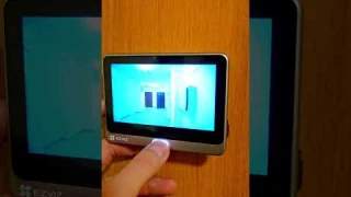 Ezviz DP2 - камера в дверной глазок с сенсорным экраном Wi-Fi - 2 Мп, 2 мм, 166°, мини обзор