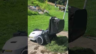 Mammotion YUKA | Leerung vom Lawn Sweeper-Kit (Kehrmaschinen Set)