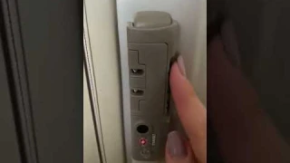 Открытие замка на чемодане TSA 002 и TSA 007 (ссылка на ключ в описании)