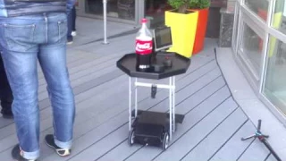 СелфиБот и робот - официант. Отличное дополнение.