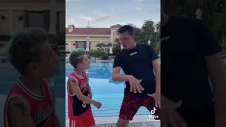 Артур и Давид новые серии #shorts Boys and Toys